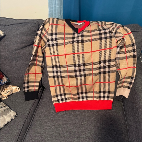 Burberry sweater tan-Red-Black color - Picture 3 of 5